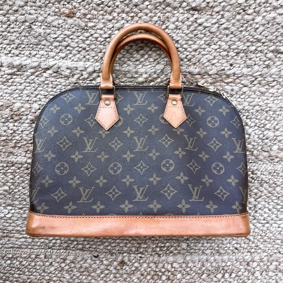 Louis Vuitton Monogram Alma PM - Picture 2 of 7
